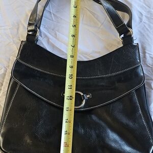 NINE & COMPANY Black Shoulder Bag